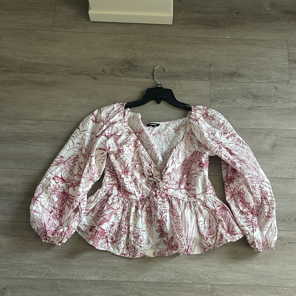Express Women's Red White Floral Top Size Medium